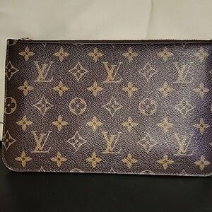 Louis Vuitton Monogram Clutch